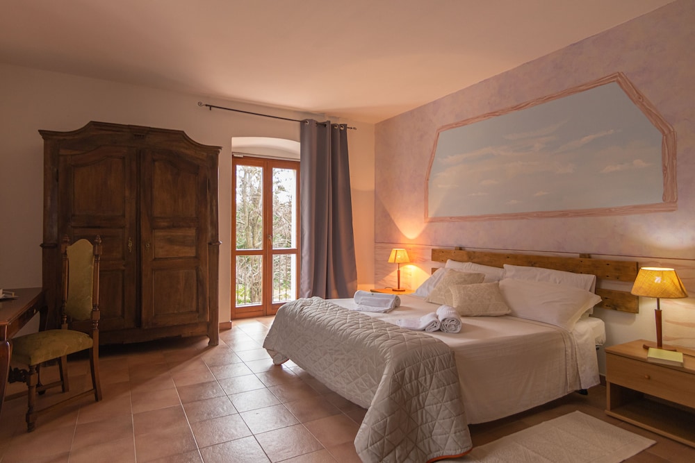 Basic Triple Room, Mountain View photo 1