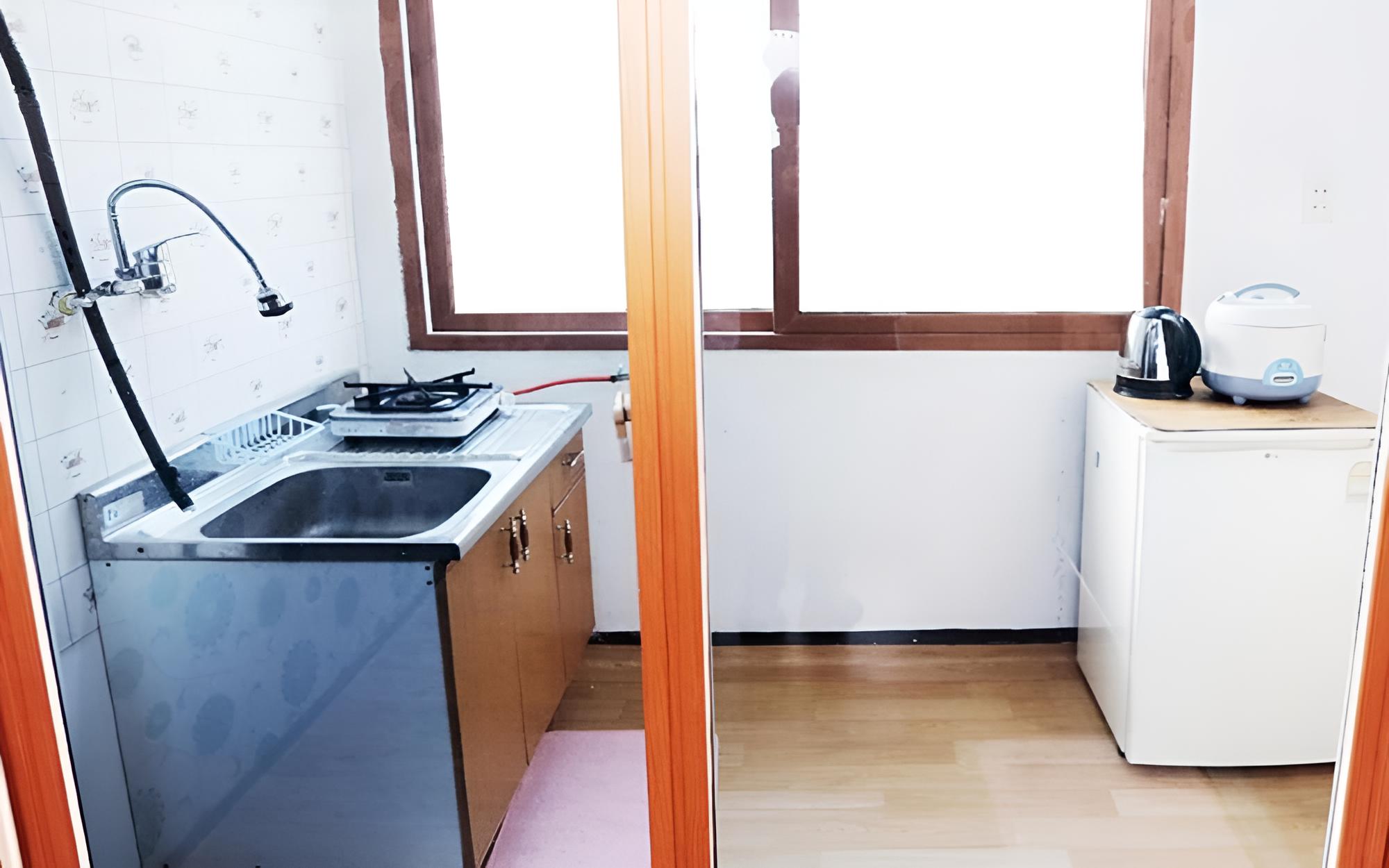 Room (Room 202 Shrimp) photo 1