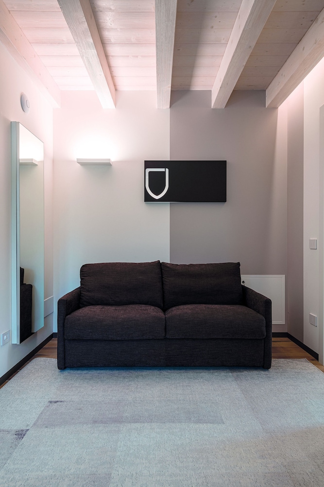 Luxury Condo photo 3