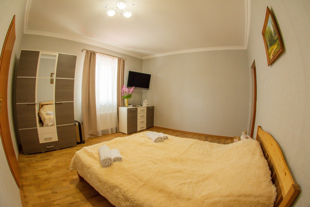Premium Double or Twin Room, Shared Bathroom photo 2