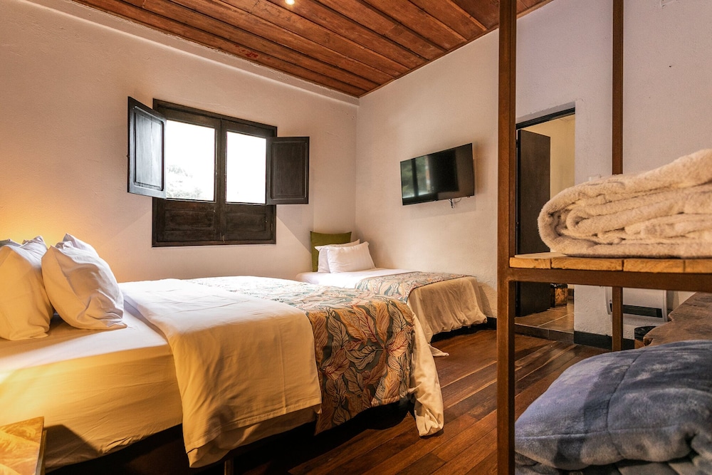 Standard Triple Room photo 3