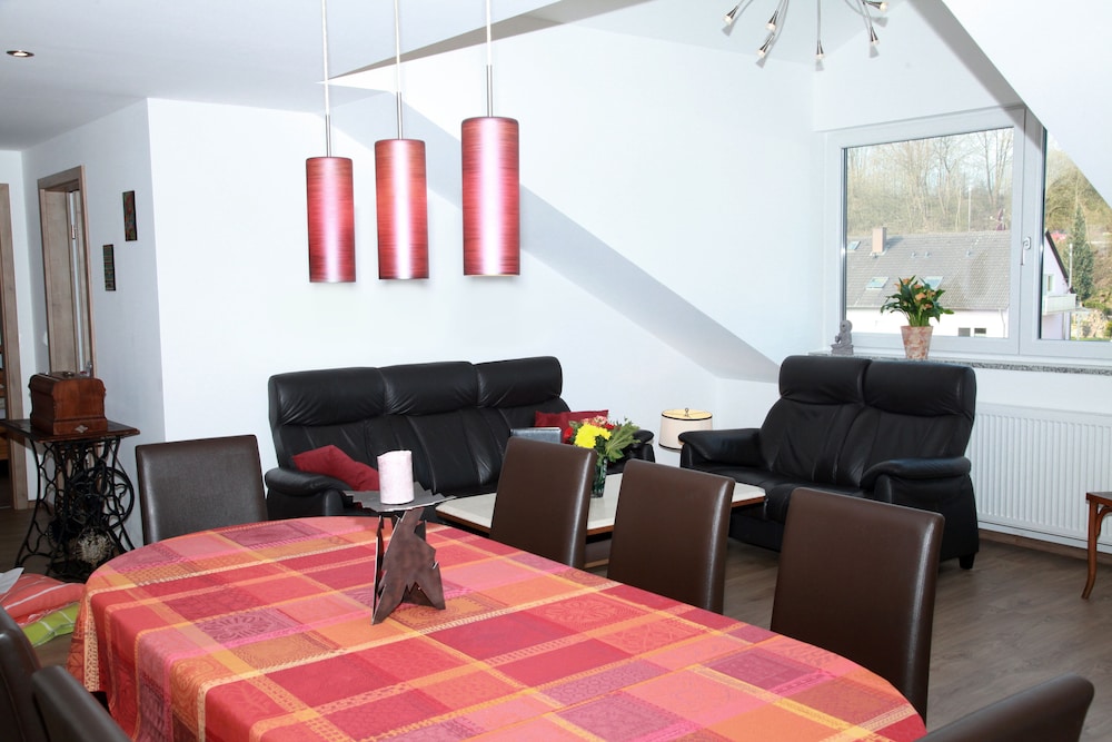 Apartment photo 2