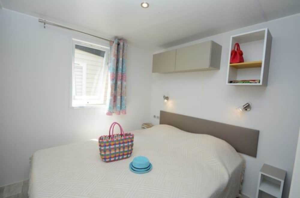 Premium Mobile Home, 2 Bedrooms (Héraclée)
