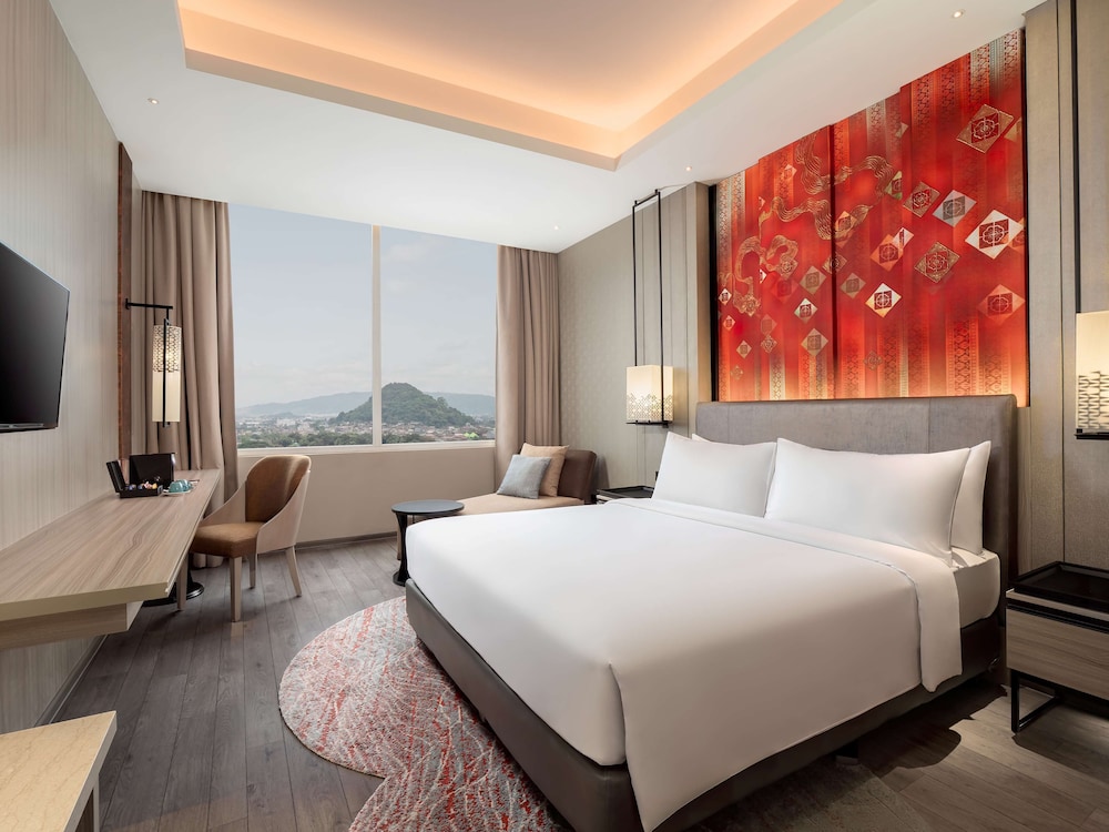 Deluxe Room - Photo 5