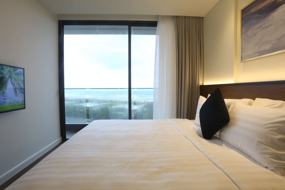Grand Suite, Ocean View - Photo 8