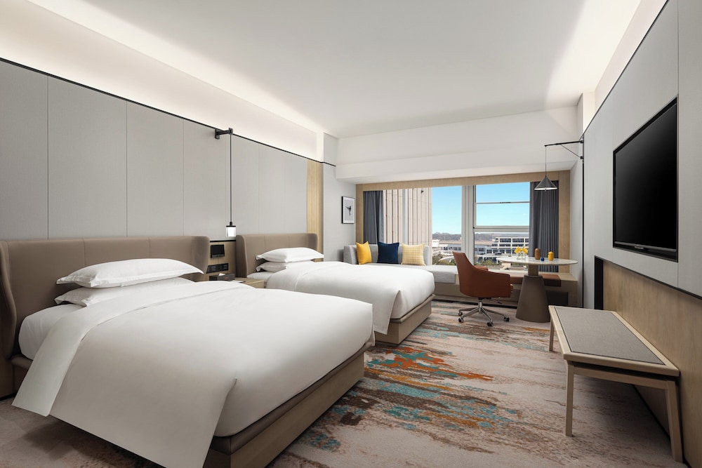 Premier Twin Room, 2 Double Beds photo 1