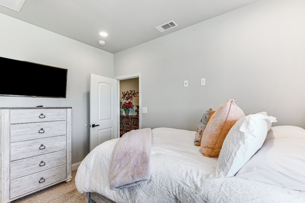 House (2 Bedrooms) photo 1