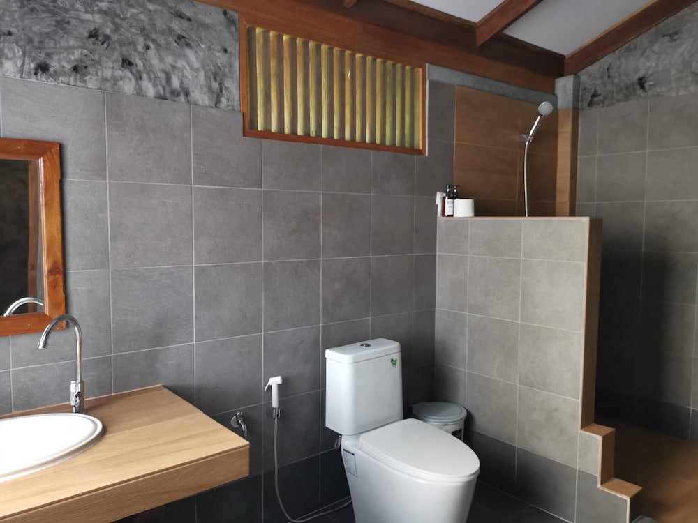 Two-Bedroom Bungalow Seaview - Air Conditioning photo 2