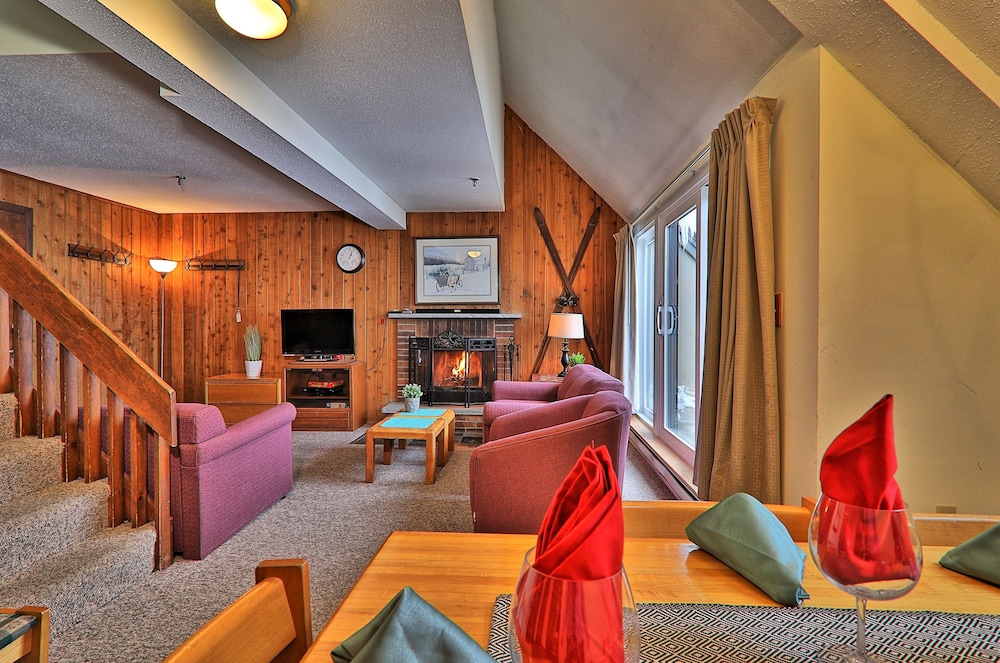 Condo, 3 Bedrooms