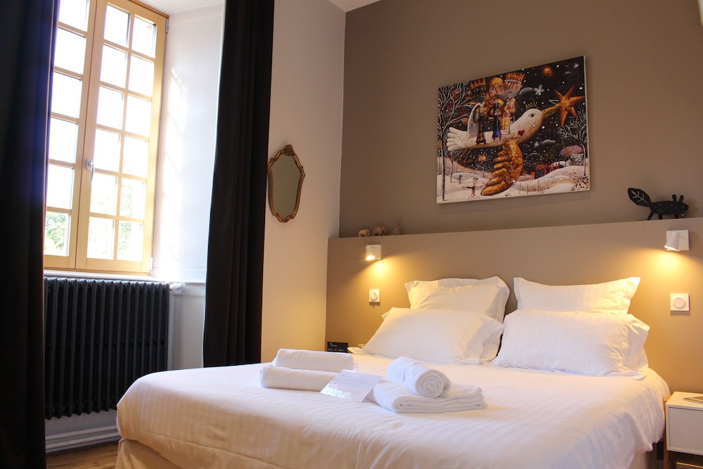 Room, Connecting Rooms (La Bienveillante, 1st Floor)