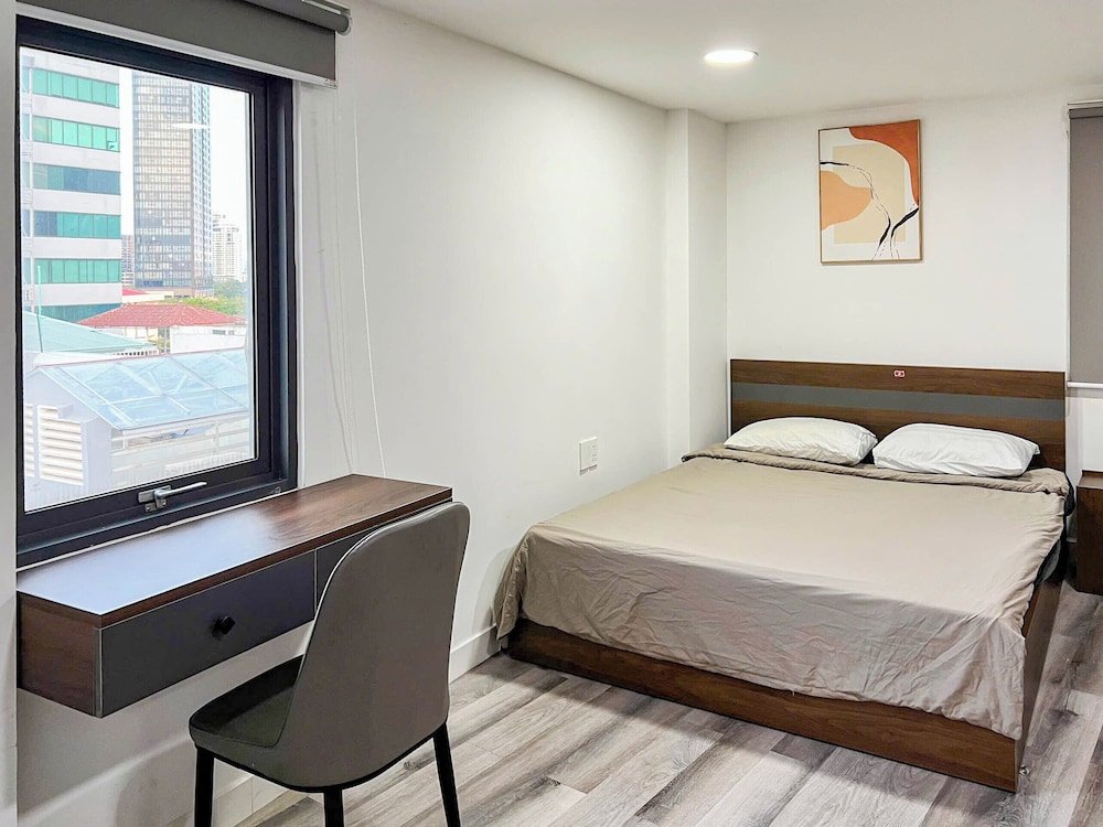 Basic Apartment, Balcony