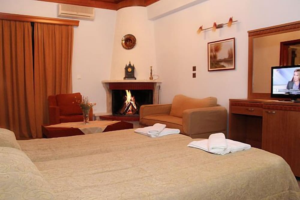 Family Room photo 1