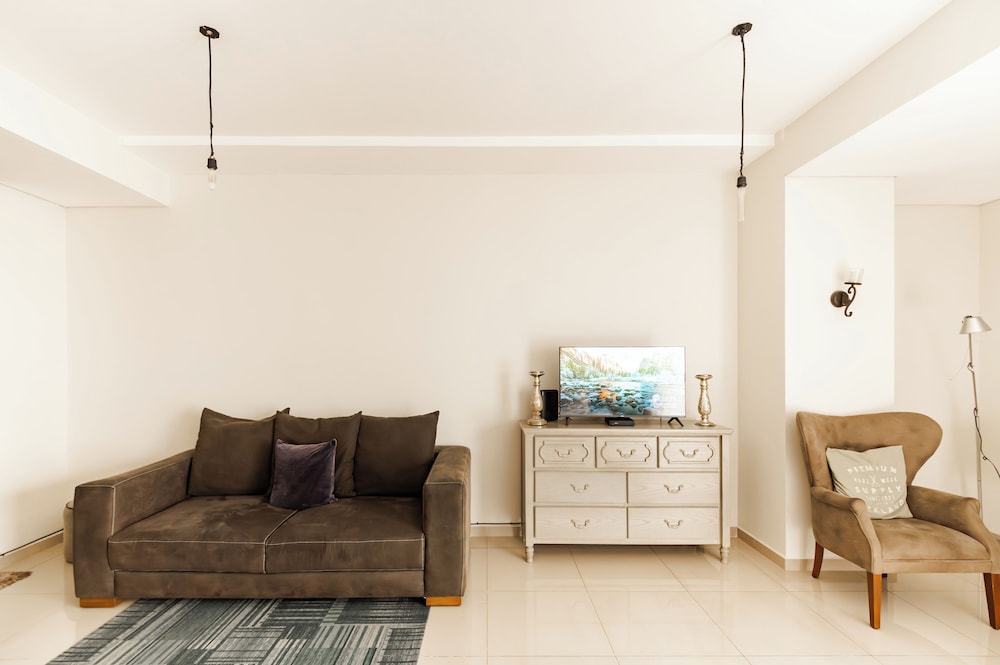Deluxe Apartment, 1 Bedroom, City View, Tower photo 2