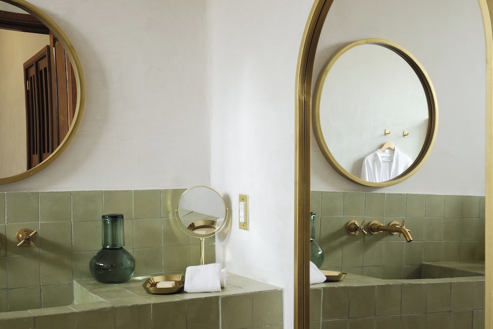 Standard Room - Photo 7