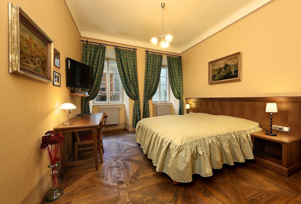 Double Room, Bathtub photo 1
