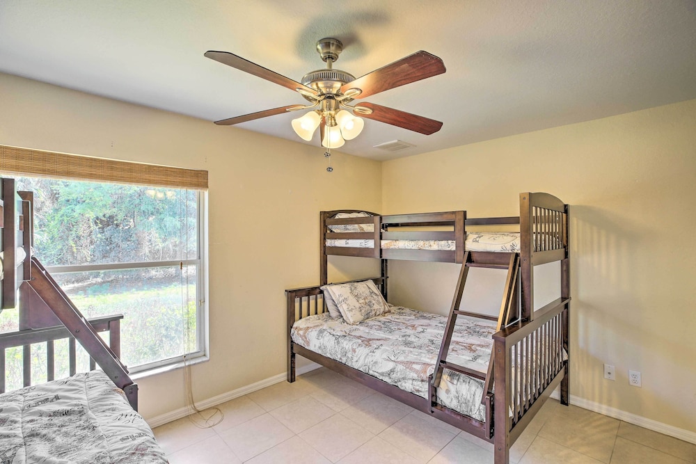 House (4 Bedrooms) photo 2