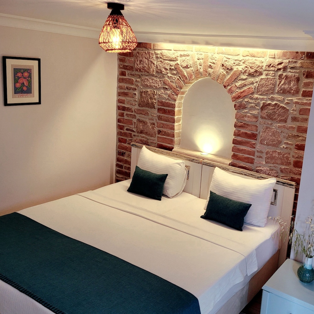Standard Double or Twin Room, Garden View