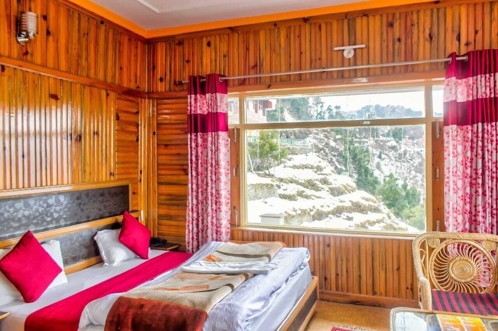 Luxury Double Room, Patio, Mountain View
