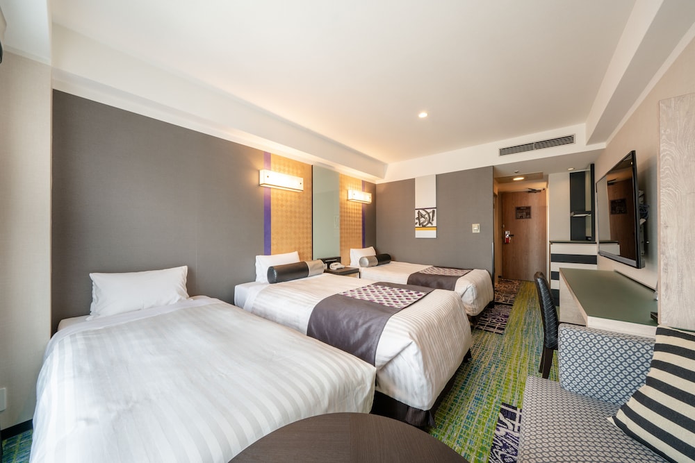 Premium Triple Room photo 3