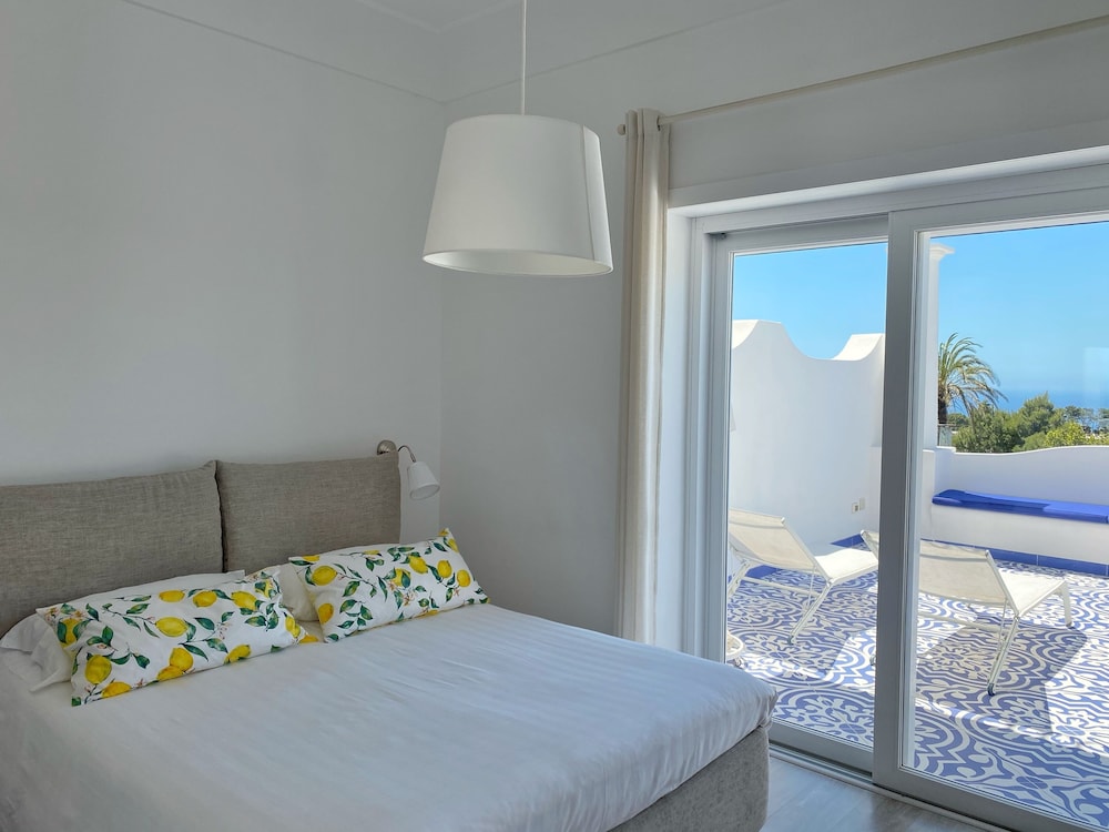 Panoramic Suite, 1 Double Bed, Sea View