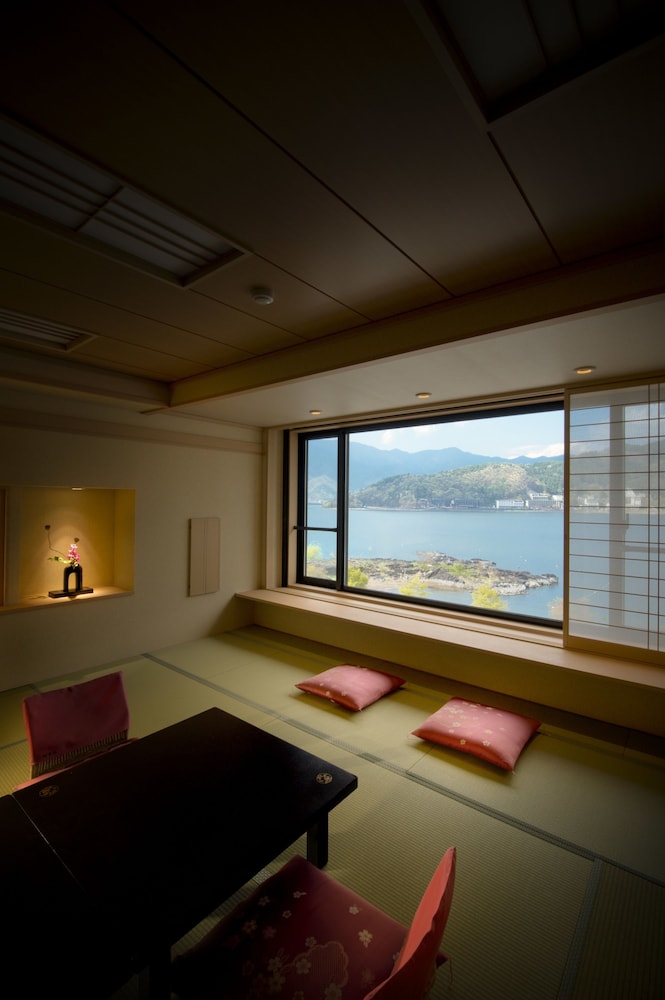 Japanese-Style Large Standard Room