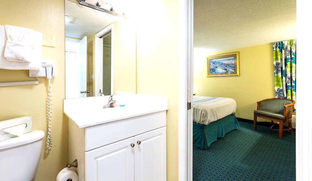 Standard Room, 2 Bedrooms photo 3