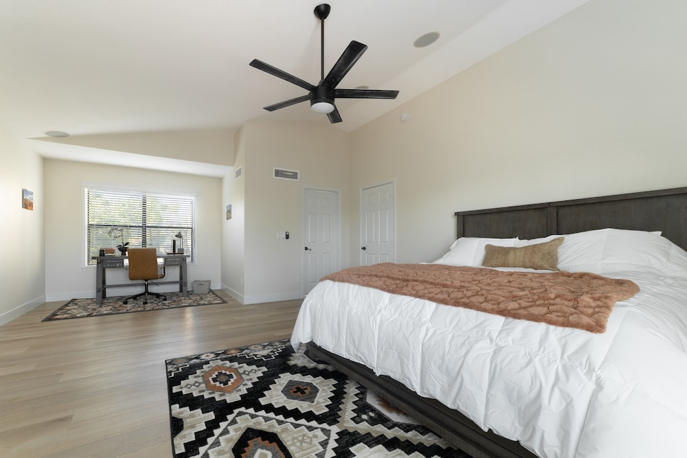House, 5 Bedrooms