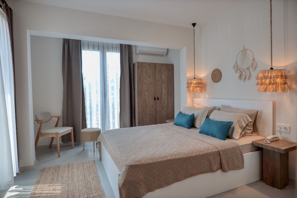 Deluxe Room, Garden View