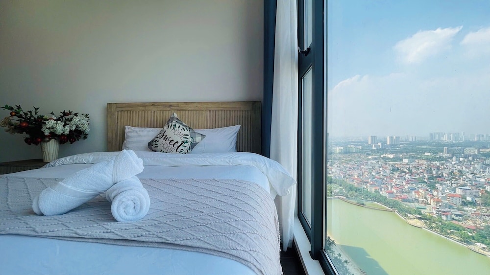 Deluxe Apartment, 1 Bedroom, Balcony, Lake View