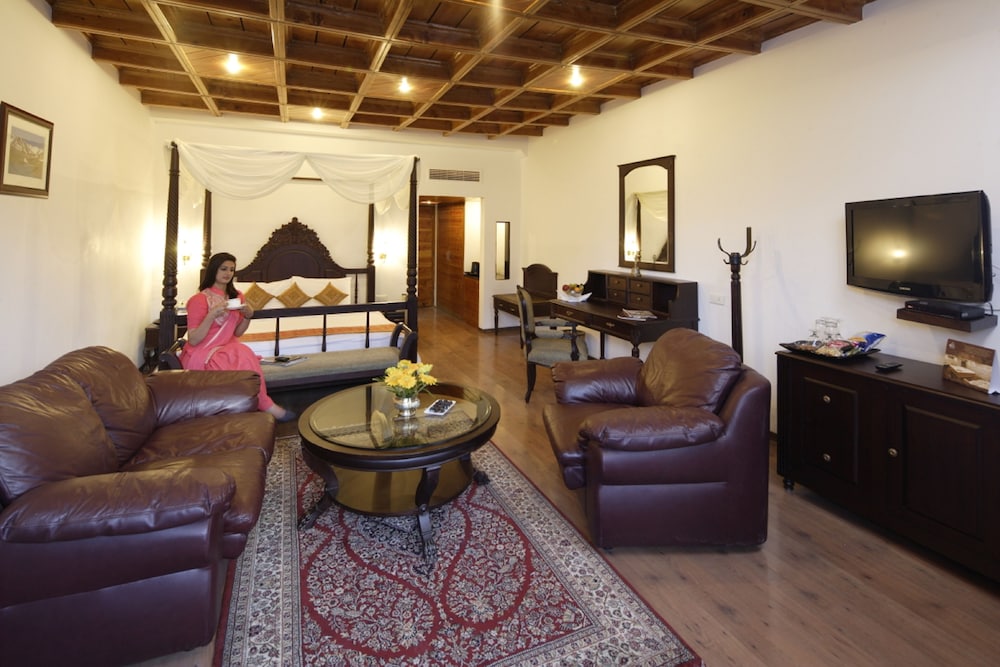 Deluxe Room - Photo 3