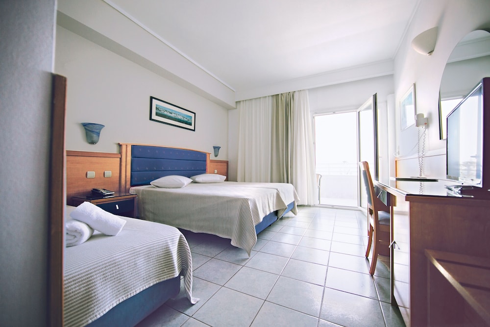 Standard Twin Room photo 2