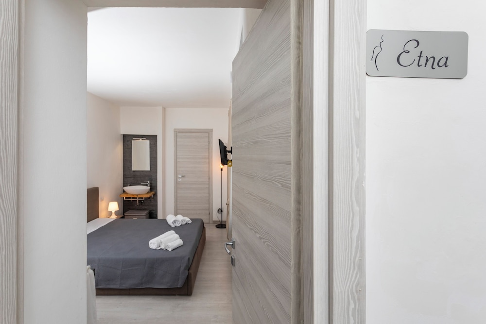 Double Room, Non Smoking, Private Bathroom