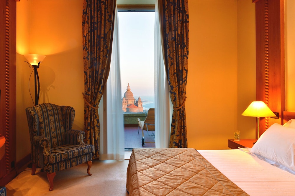 Panoramic Suite with Terrace - Photo 1