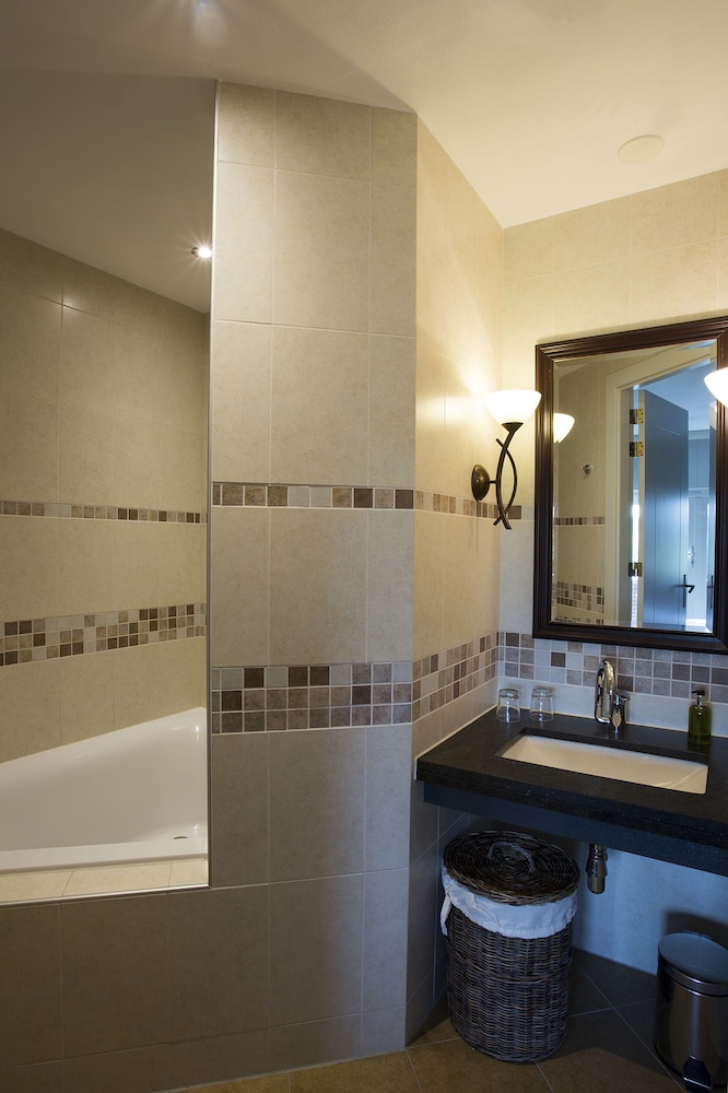 Deluxe Room, Balcony photo 3