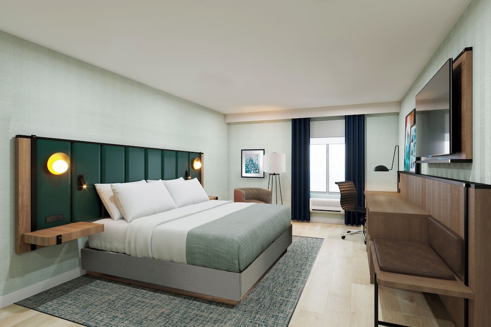 Room, 1 King Bed, Non Smoking - Photo 3