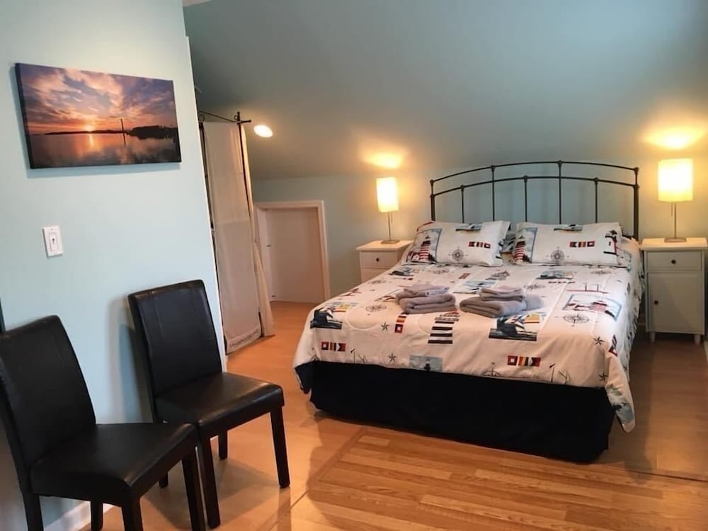 Deluxe Room, 1 King Bed, Non Smoking