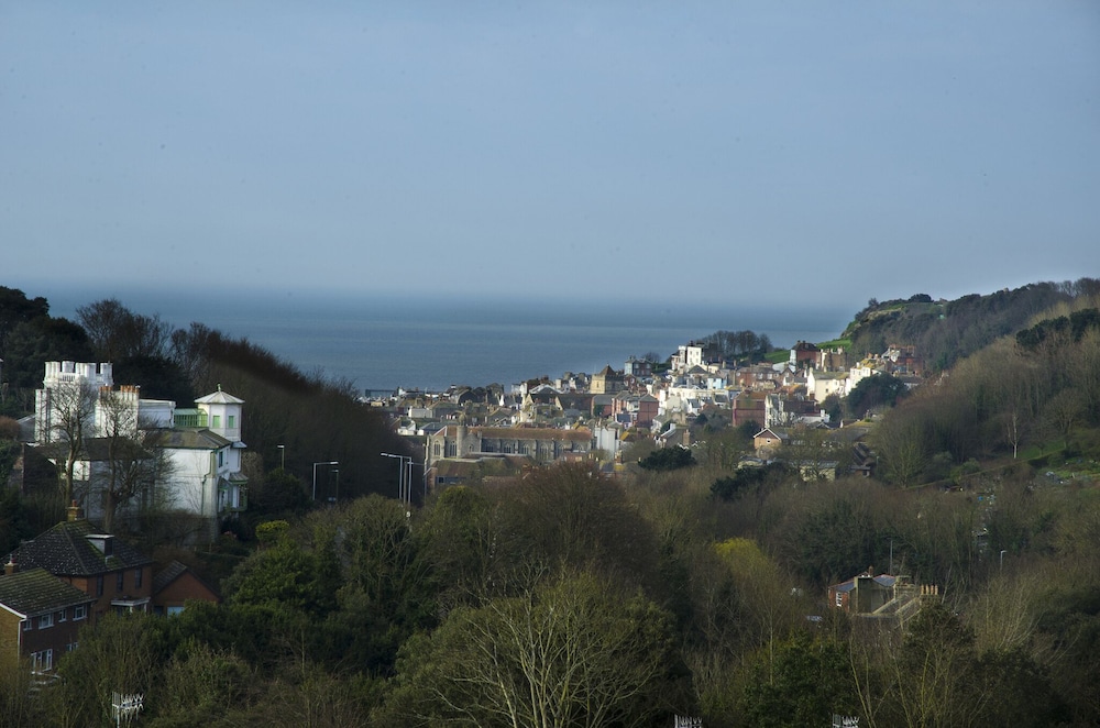 Deluxe Double Room, 1 King Bed, Ensuite, Sea View photo 3