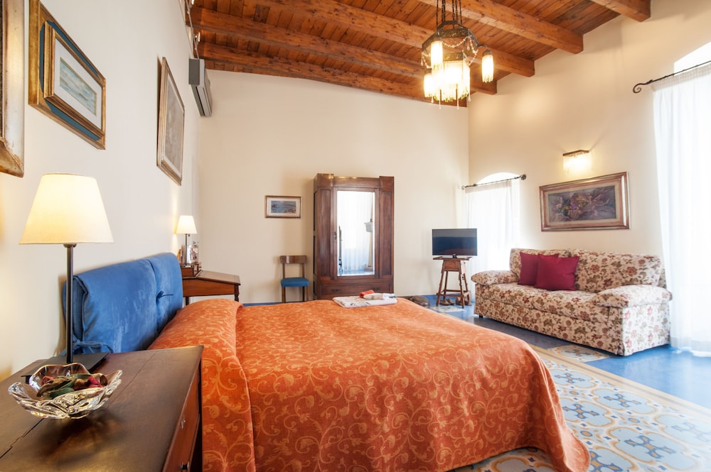 Superior Double Room photo 2