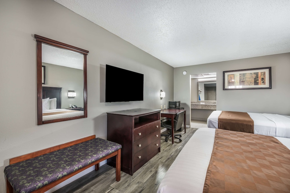 Deluxe Room, 2 Queen Beds, Non Smoking photo 2