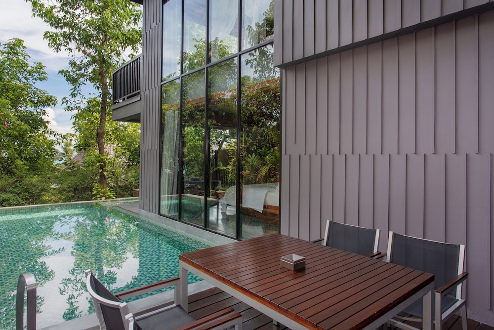 Two Bedroom Ocean View Duplex Pool Villa - Photo 1