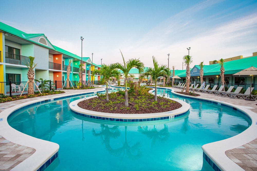Standard Room, Poolside - Photo 4