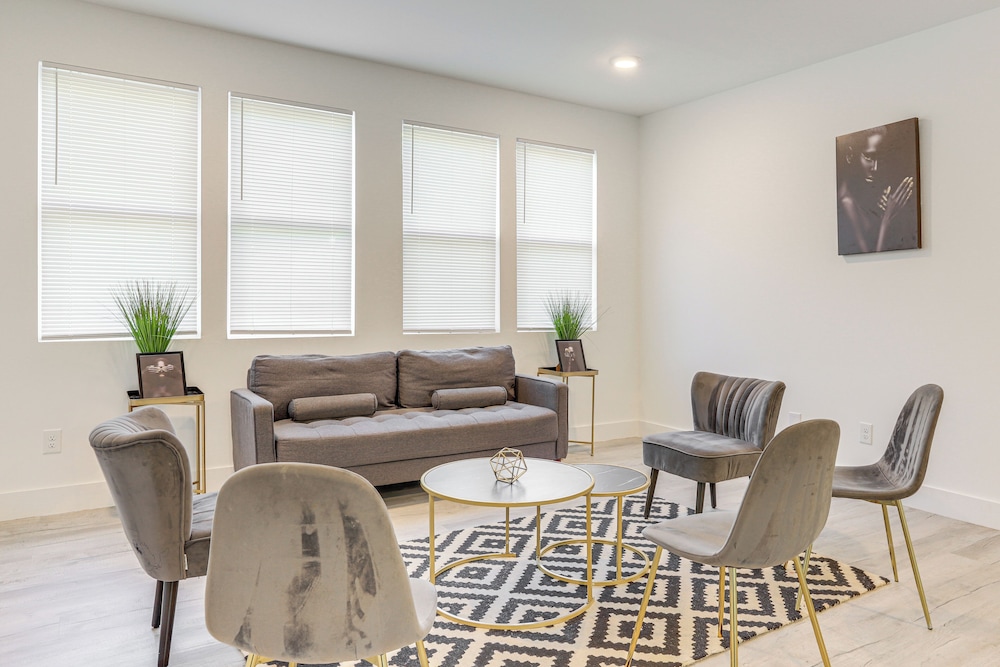 Apartment (2 Bedrooms)