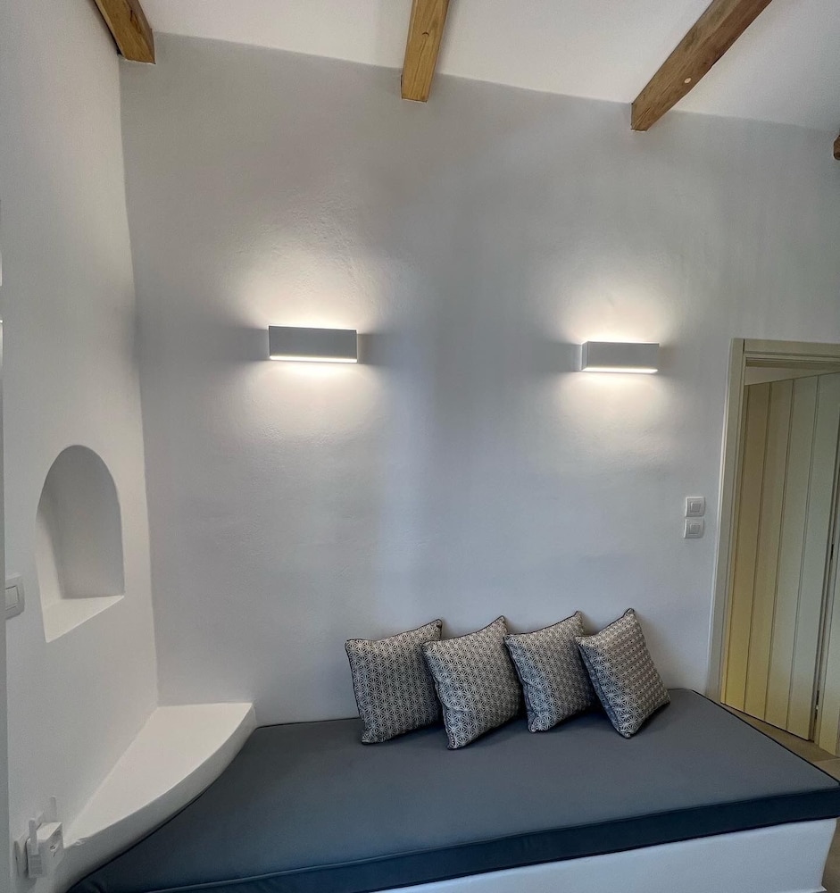 Condo - Photo 6