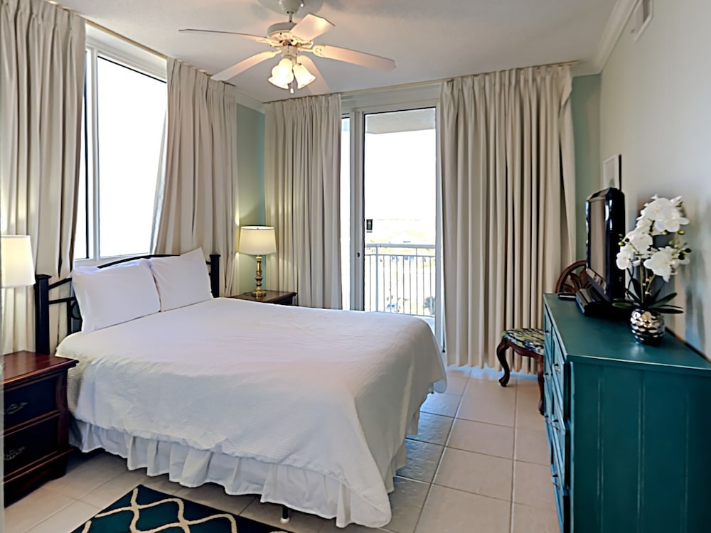 Condo, Multiple Beds, Balcony, Ocean View (#506 - No Pets)