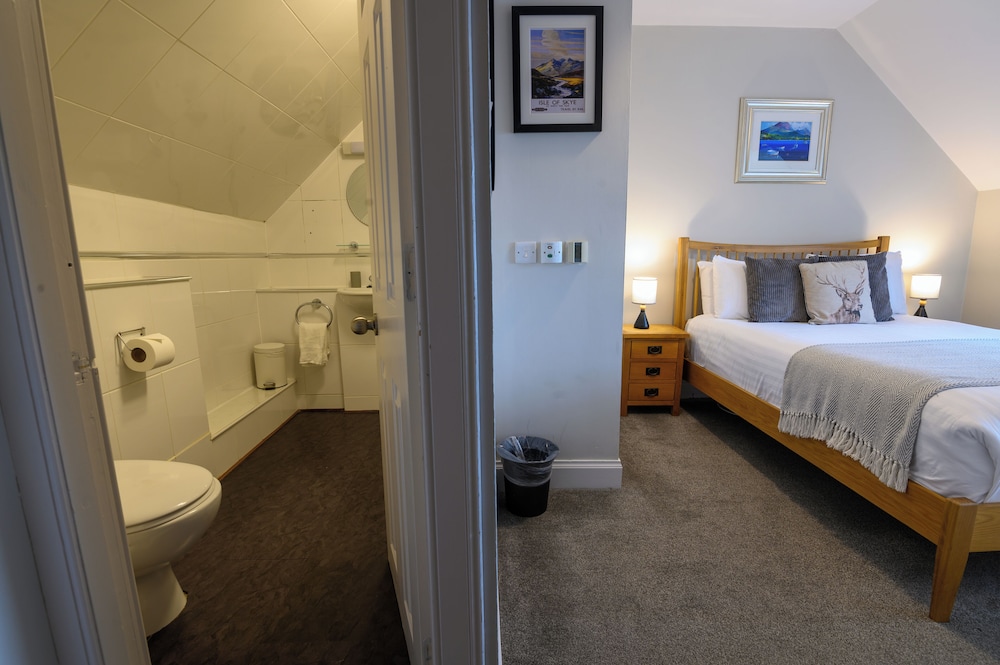 Comfort Double Room, Ensuite, Sea View photo 3