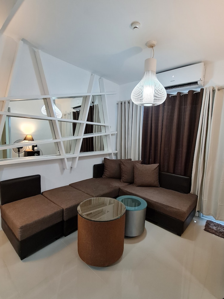 Apartment, 2 Bedrooms - Photo 9