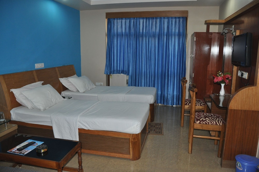 Deluxe Twin Room, 1 Bedroom, Non Smoking, Beach View
