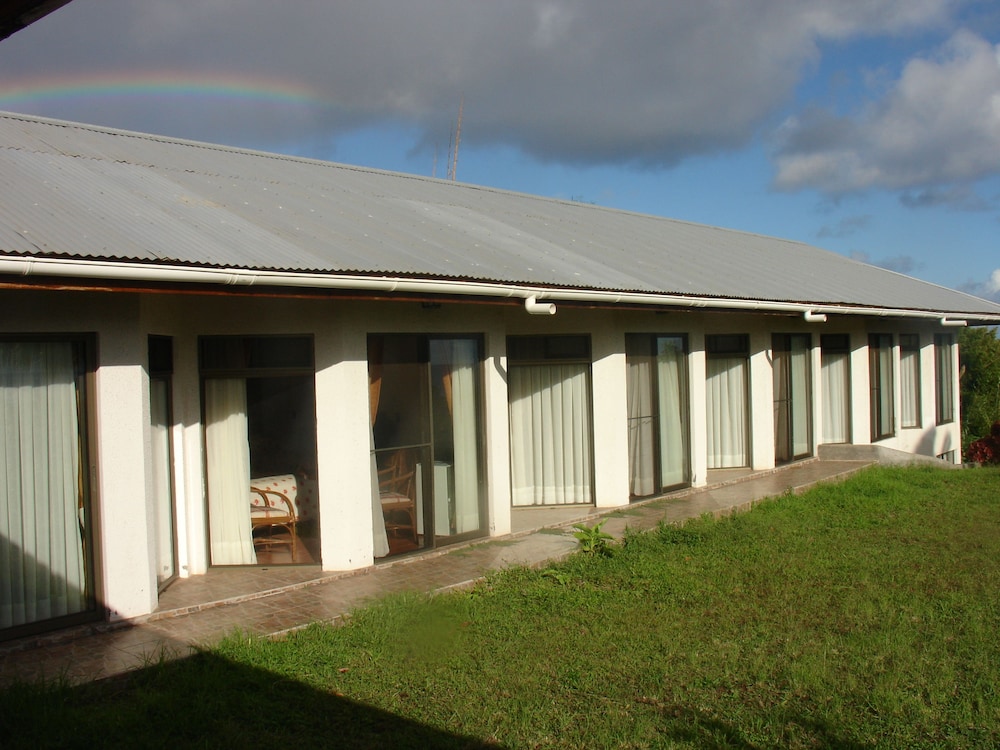 Standard Triple Room, Garden View photo 3