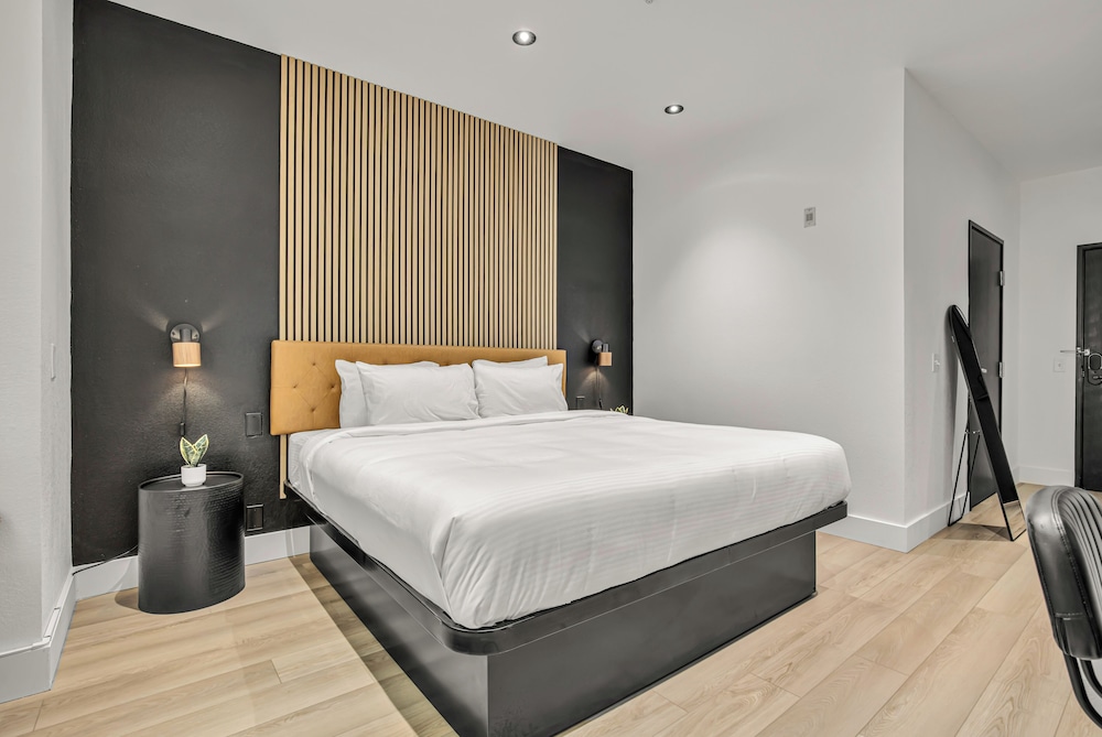 Deluxe Single Room - Photo 4