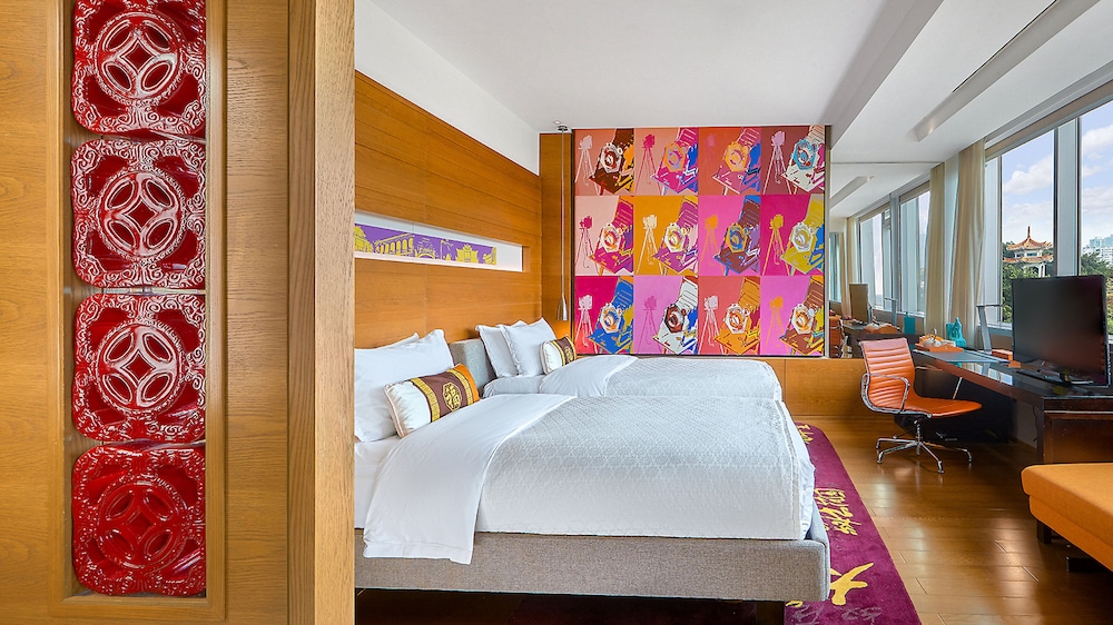 2 Twin Premium City View - Photo 4